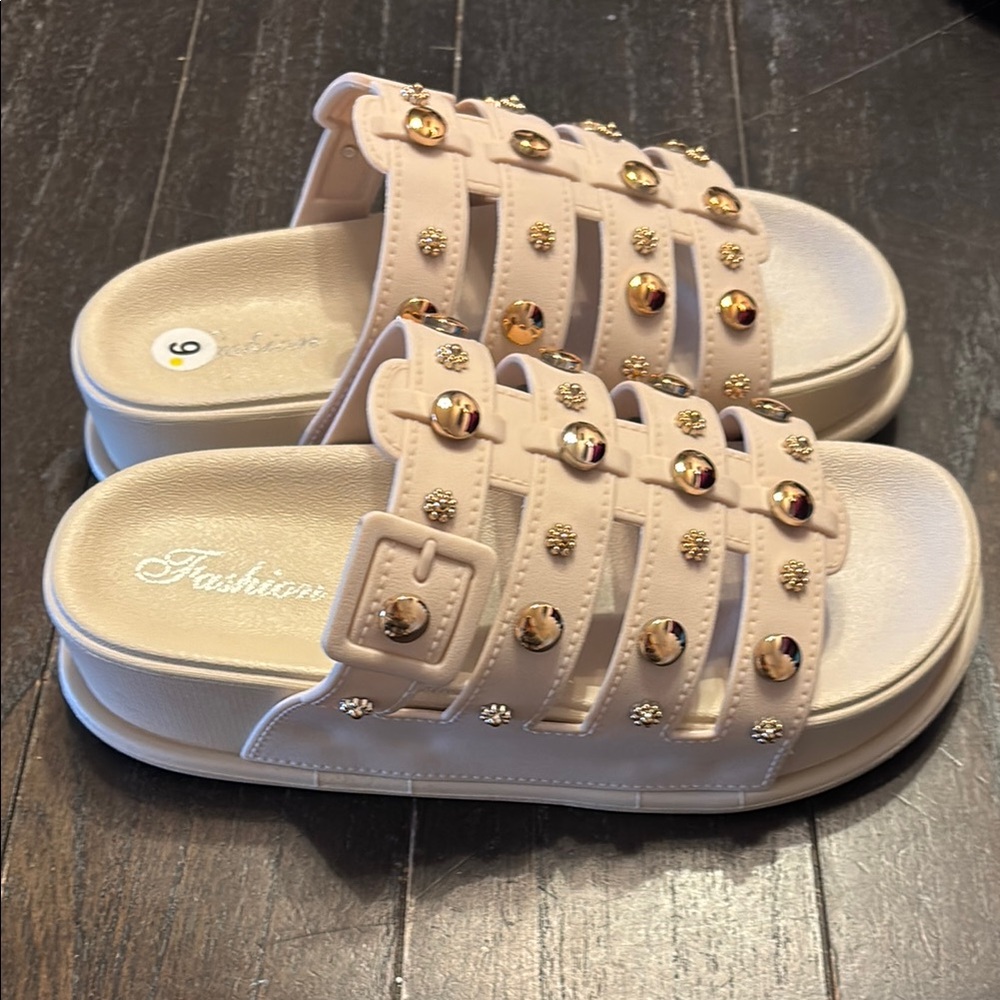 Fashion Pink Studded Women's Slides size 39 (6)